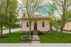 2-bedroom home for sale in Arran-elderslie — SW - 83 3rd Street