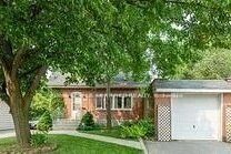 3-bedroom detached home for rent in Toronto — Upper - 80 Vanbrugh Avenue
